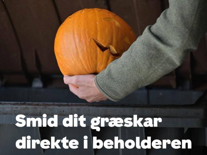 Smid dit græskar direkte i beholderen til madaffald.